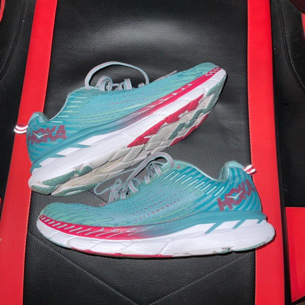 Hoka one one womens 7.5